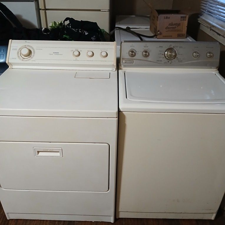 Maytag Washer And Whirlpool Dryer Set