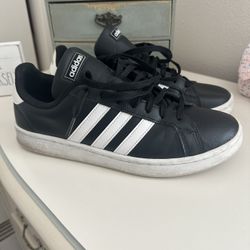 Adidas Men’s shoes Size 10.5 $10