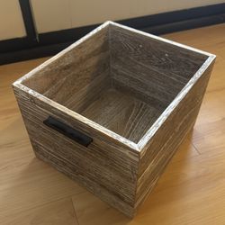 Wooden storage container