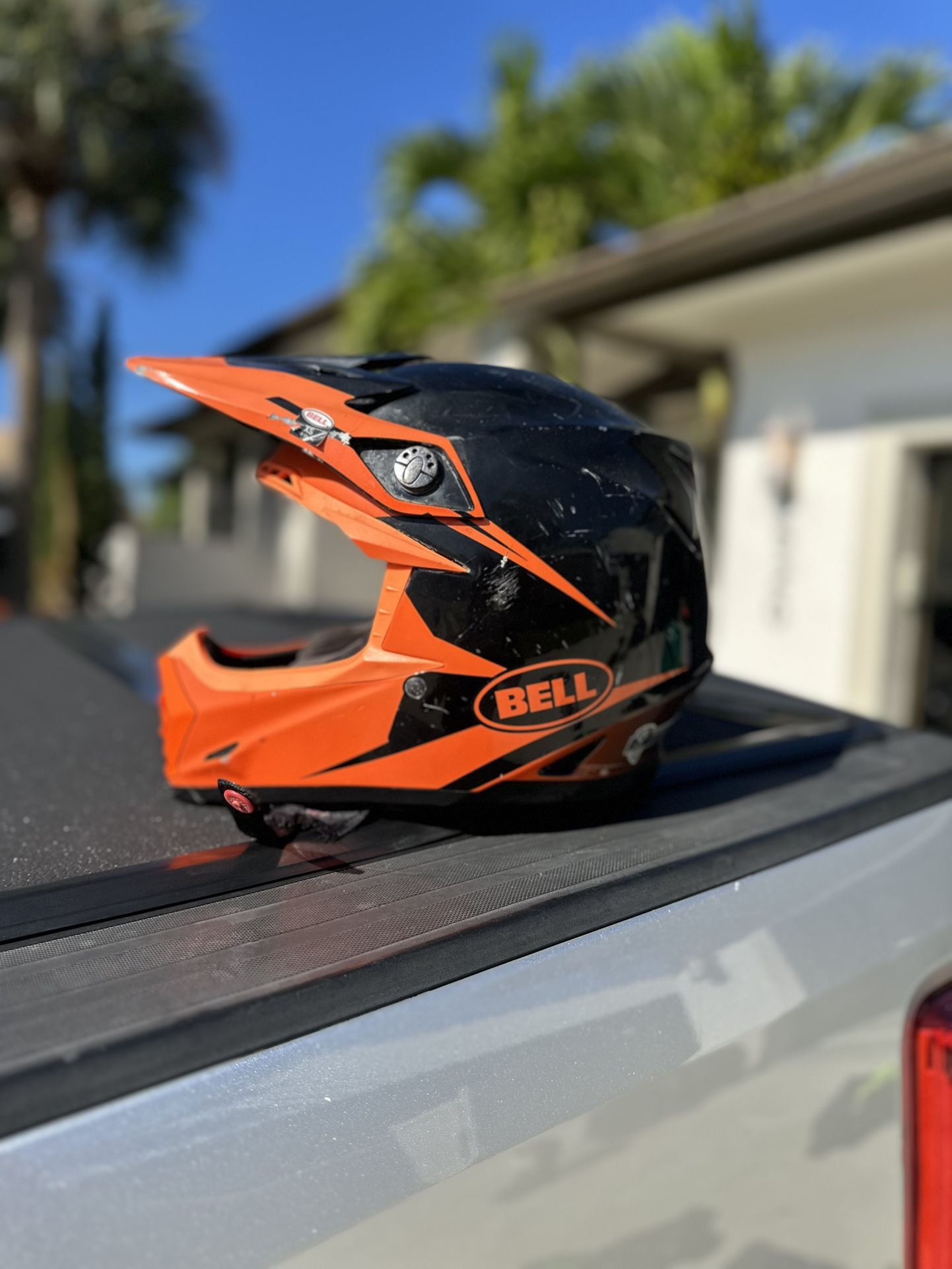 Bell Moto 9 Mx Helmet. Youth XS