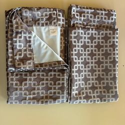 Liz Claiborne home curtain panels (2)