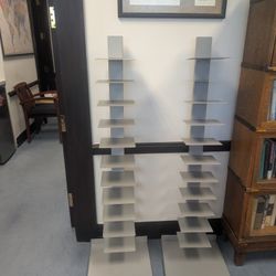 Standing bookshelves