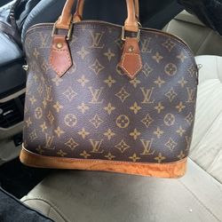 Lv Purse 