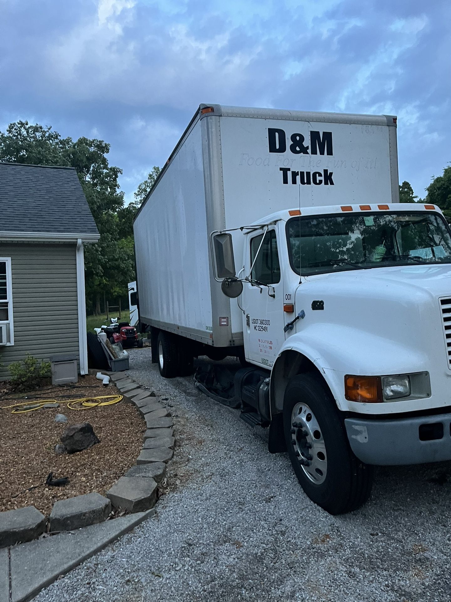 International Box Truck