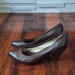 Frye Regina Dark Brown Pumps Size 6.5
