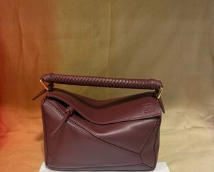 L@EWE Puzzle Small 25cm Burgundy Red