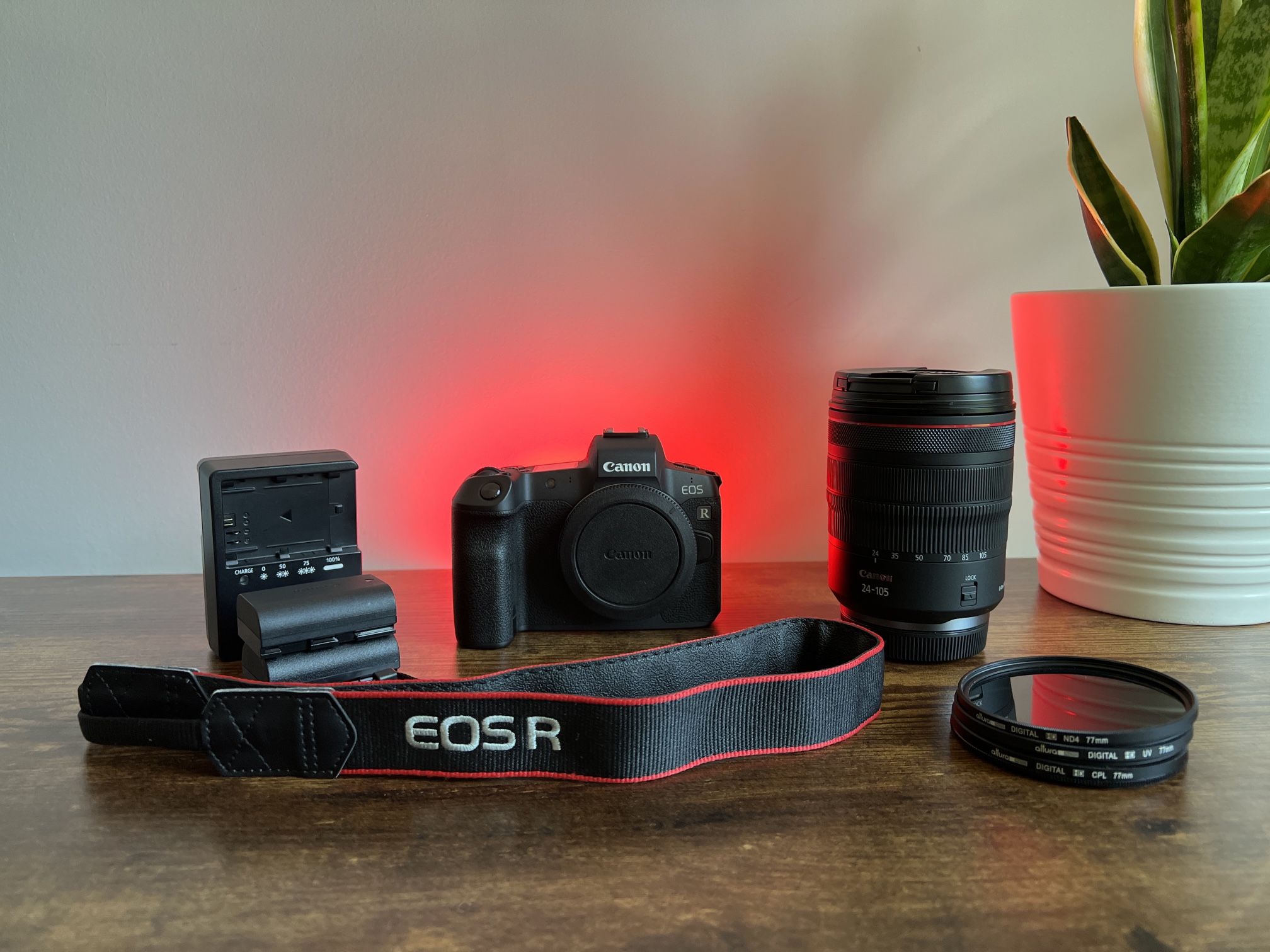Canon EOS R w/ 24-105mm RF f/4L IS USM Lens