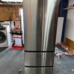 Brand New GE 11.9 Cubic Foot  Counter Depth