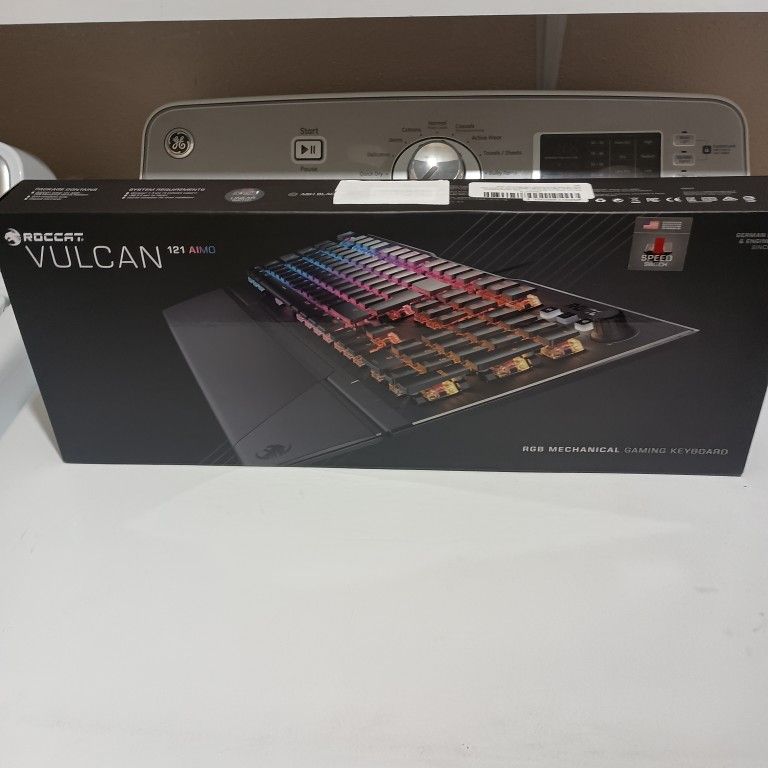 Roccat Vulcan RGB Mechanical Gaming Keyboard