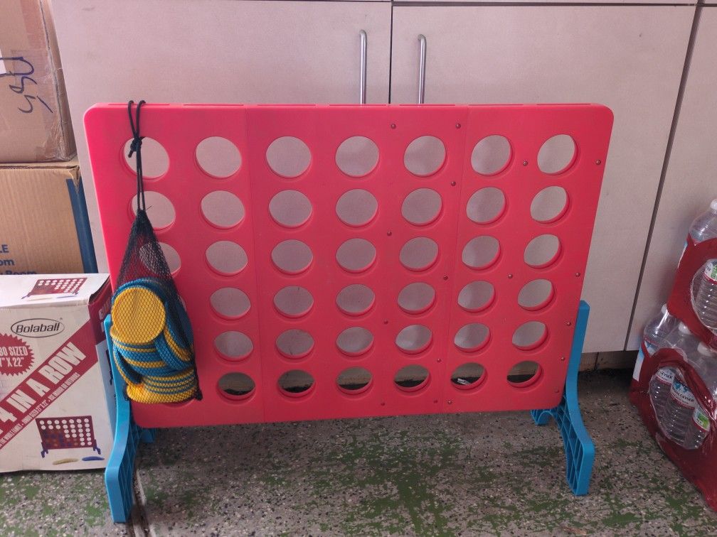 Giant Connect 4 Game