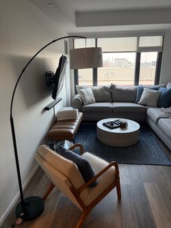 Mid century modern Rayna Lamp