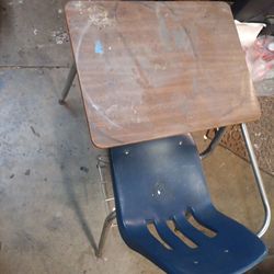 Chair /school  mesavanco