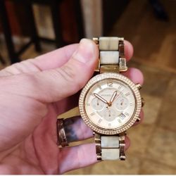 Michael Kors Gold Women's Watch with Crystal Bezel