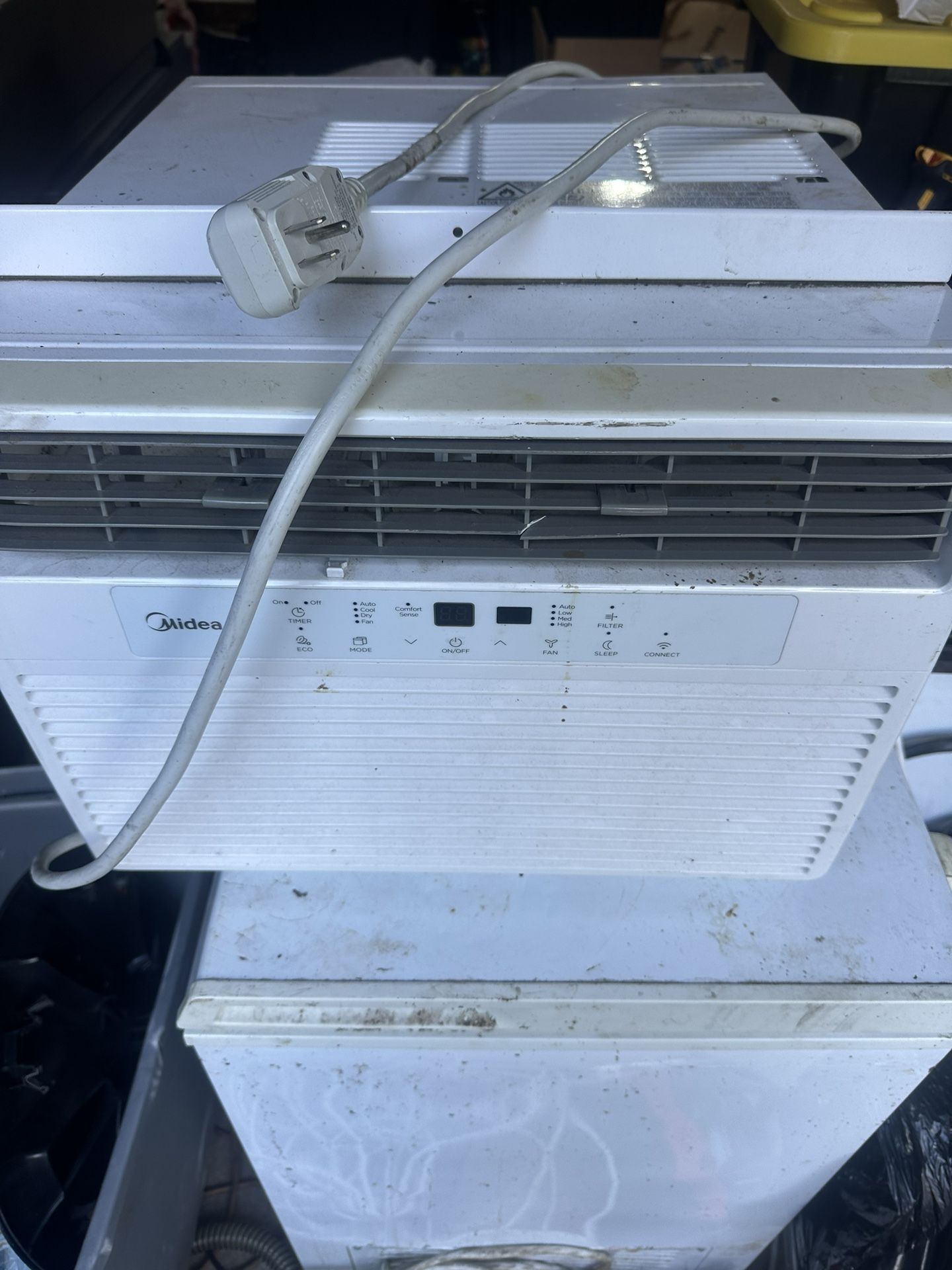 AC