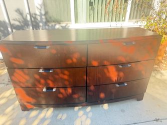 Long dresser