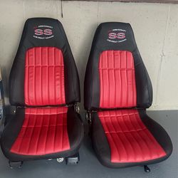 Camaro Seat Set 98-2002