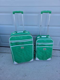 Liz Claiborne 2-Piece Green Monogram Rolling Suitcase Set