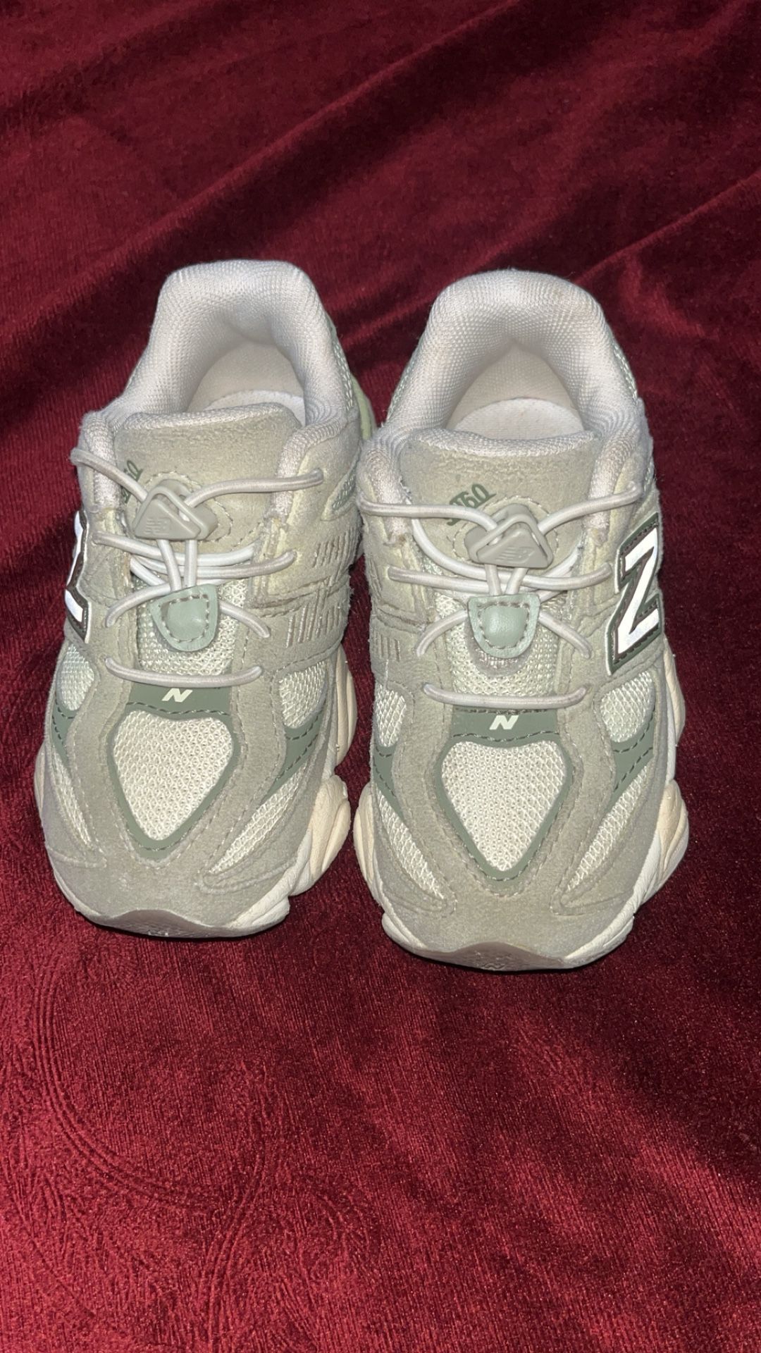 2002 New Balance Size 8c