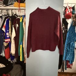 Gap Maroon Sweater – Size Large