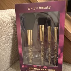X + Y = beauty Glamour Makeup Brush Set new $7