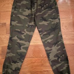Green Camo Sweatpants 