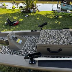 Solo Skiff Boat With Trailer negotiable Or Trade For 20 Or 25hp Outboard Motor Notting Old 