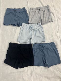 Carter’s 6 mo 5 pc baby boy shorts set