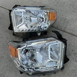 New Toyota Tundra 14-20 Headlights 
