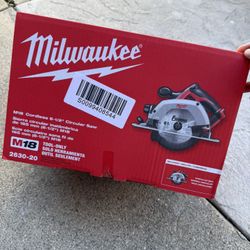 New Milwaukee 18V Circular Saw (Tool-Only)