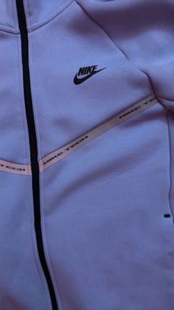 Nike tech