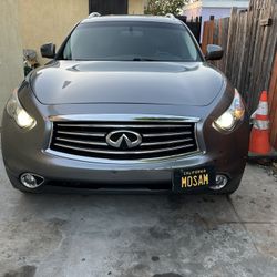 2015 Infiniti Qx70