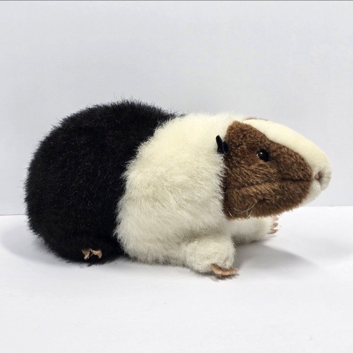 Folkmanis Folktails Puppets Guinea Pig Realistic Puppet Plush Stuffed Animal 10"
