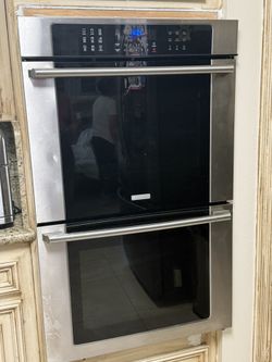 Electrolux Wall Oven.