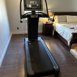 New Treadmill - NordicTrack X22i Read Description