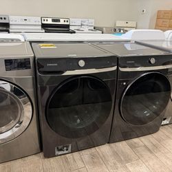 Samsung black frontload washer and dryer set electric