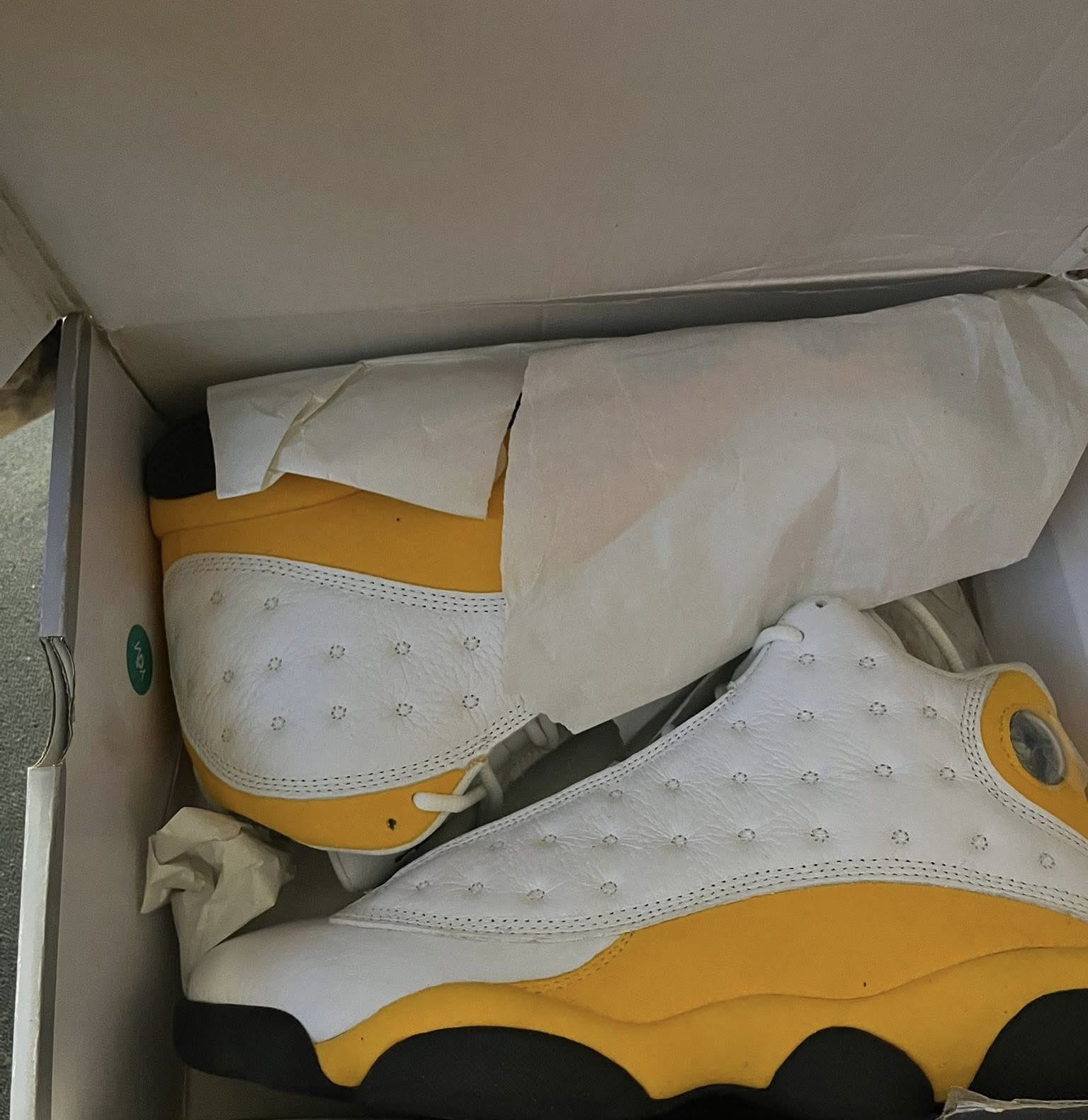 Jordan 13s Retro Del Sol