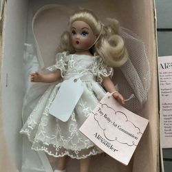 Vintage Madame Alexander Betty Holy Communion Doll