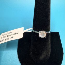 # 63- 0.8 Carat Round Moissanite Engagement Ring Size 7
