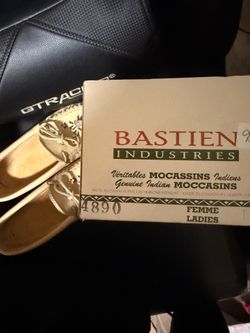 Moccasins size 7