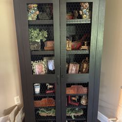Black Cabinet 