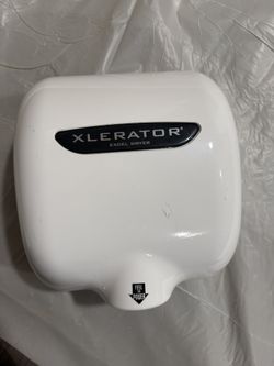 Hand dryer