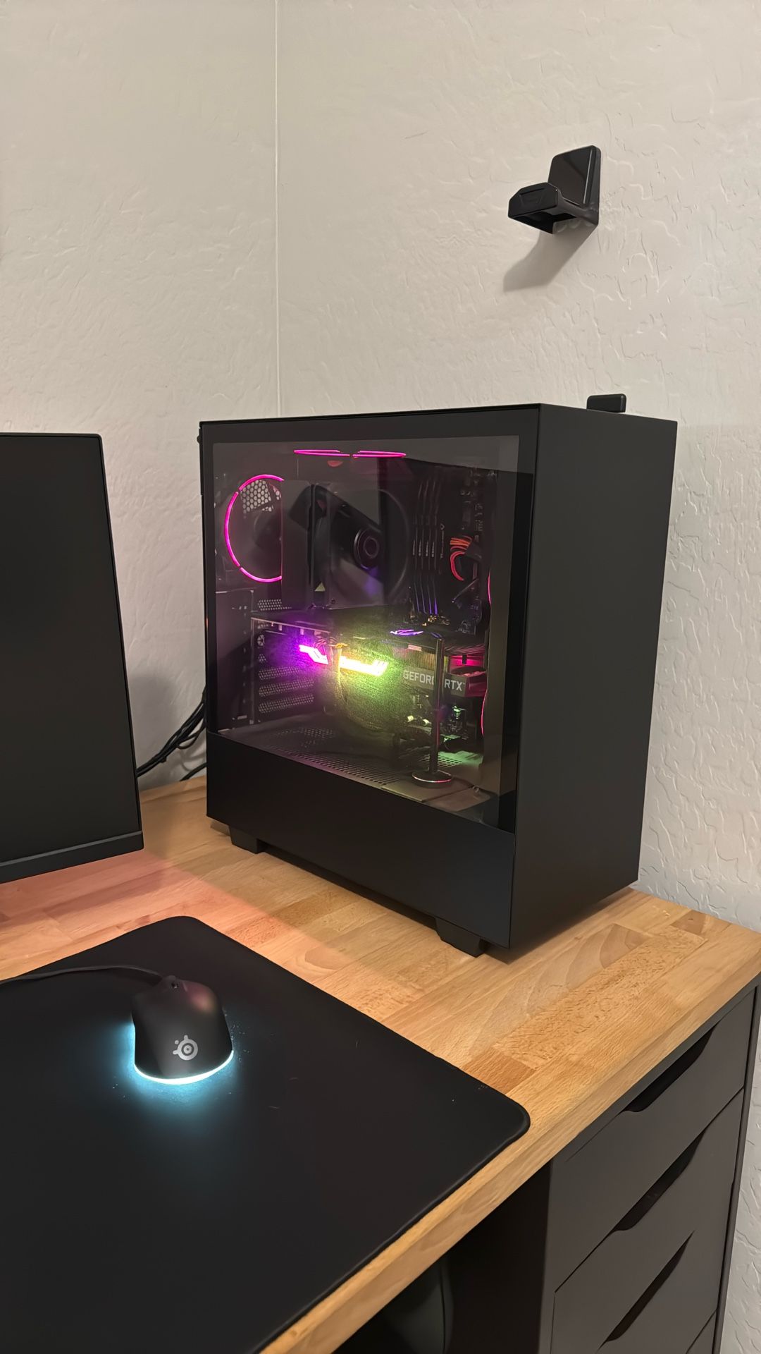 Gaming PC Desktop Computer