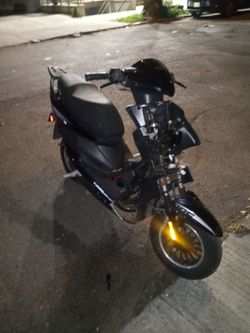 Fly Wing 150 scooter, Sold as is