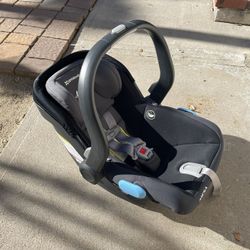 Uppababy Mesa Infant Car Seat Jake 