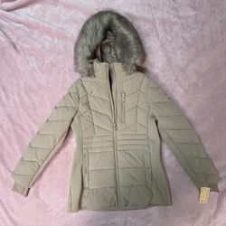 Woman’s MK Jacket & MK Wristlet 