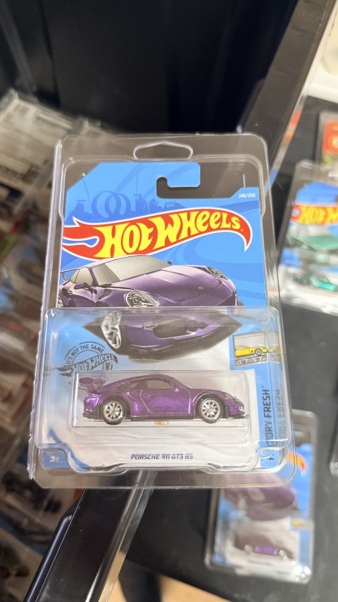 Hot Wheel Super Treasure Hunt Porsche 911 GT3 Purple 