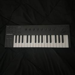 Native Instruments Komplete Kontrol M32