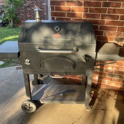 Chargriller Grill