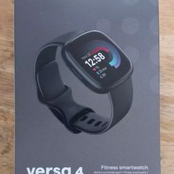 Fit Bit Versa 4
