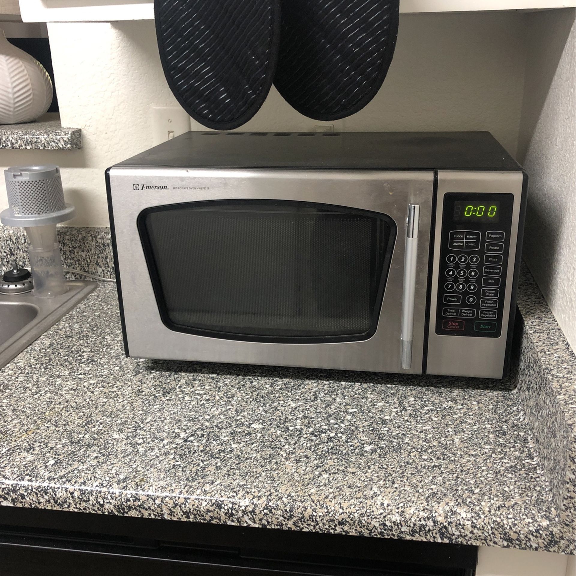 Microwave for Sale in Las Vegas, NV OfferUp